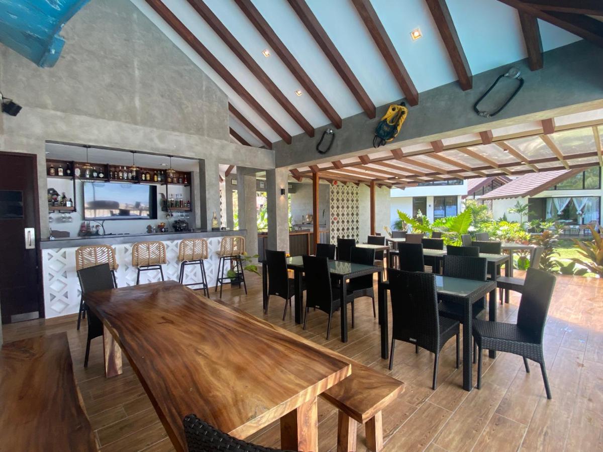 Amila Dive Beach Resort Sipalay Ngoại thất bức ảnh