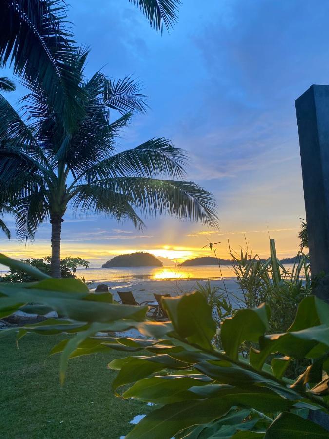 Amila Dive Beach Resort Sipalay Ngoại thất bức ảnh