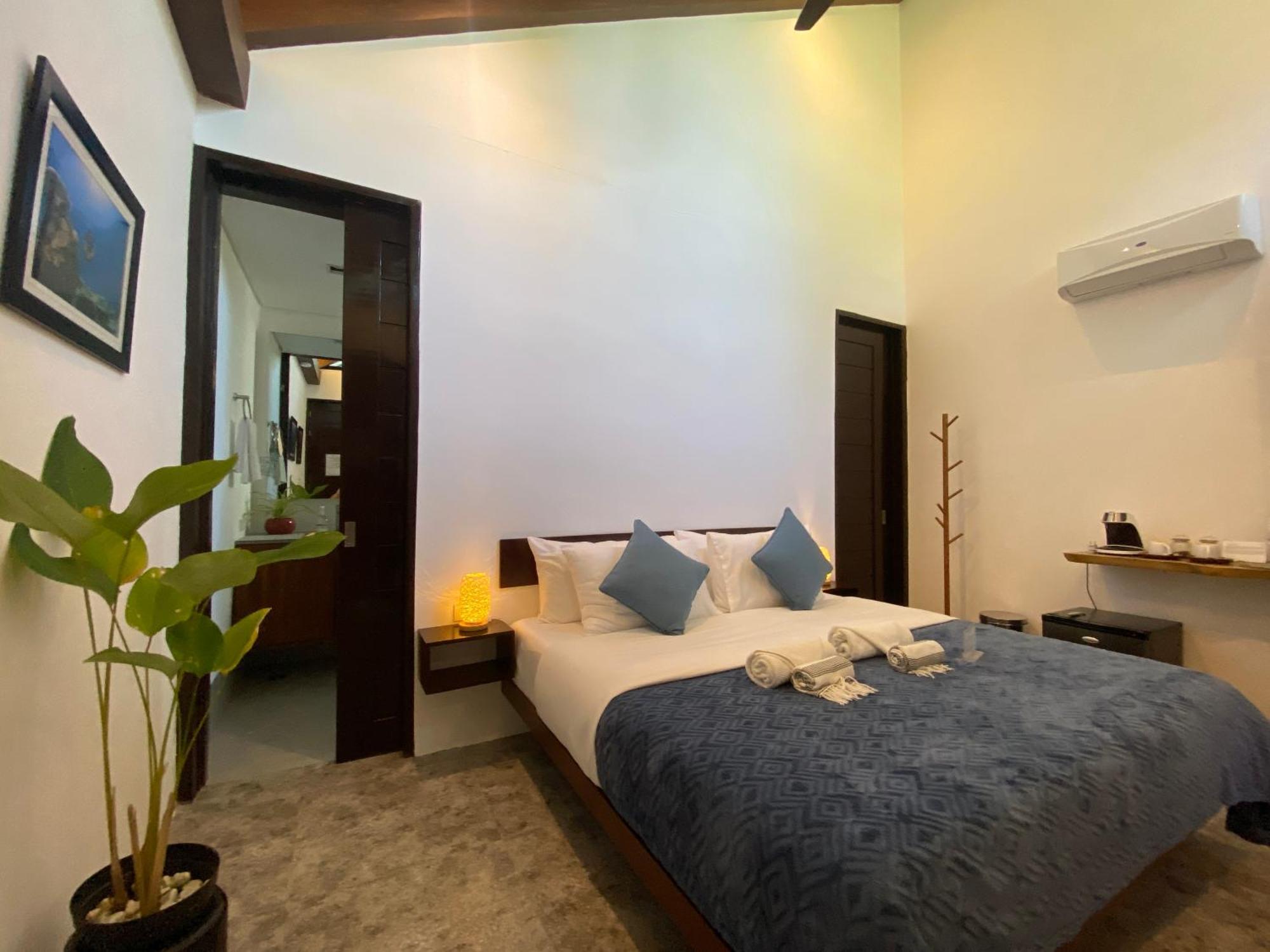 Amila Dive Beach Resort Sipalay Ngoại thất bức ảnh